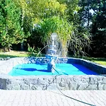 Hotel&restauracja Dallas Luxusapl - 40 Os Nowa Wlascicielka Zaprasza!!